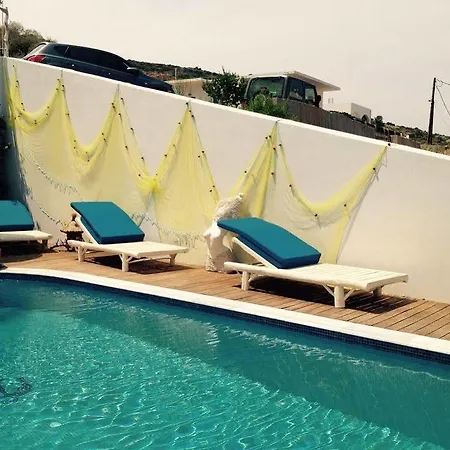Castri Village Hotel 4*